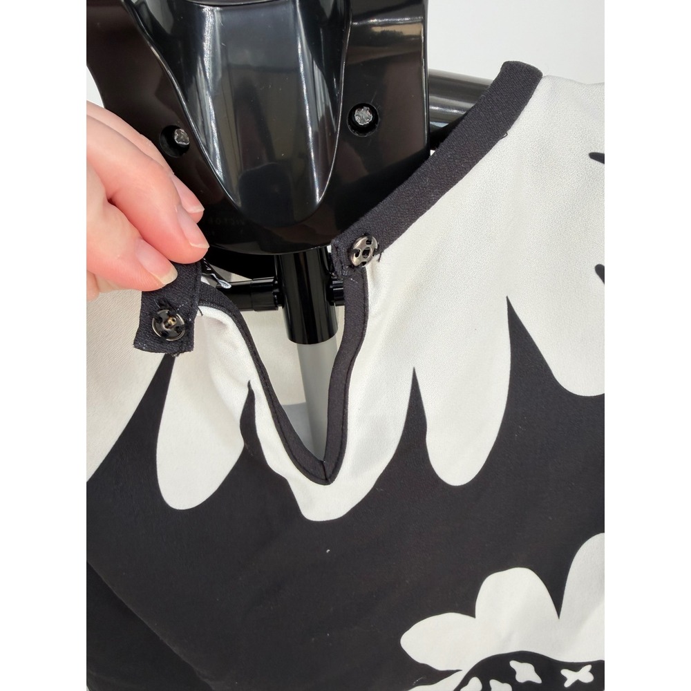 Victoria Beckham Target Shell Top Women M Black White Daisy Good Cropped Floral - Picture 5 of 8